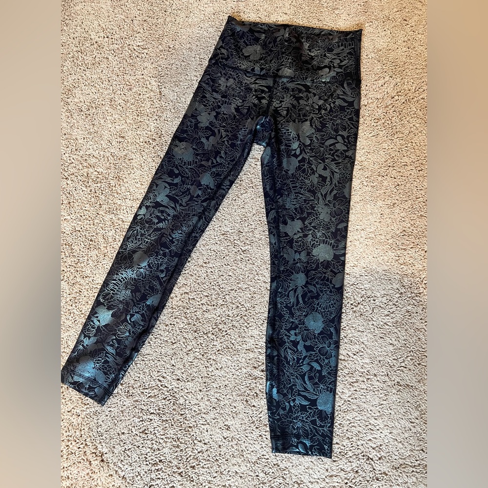 Lululemon size 6 wunder train .